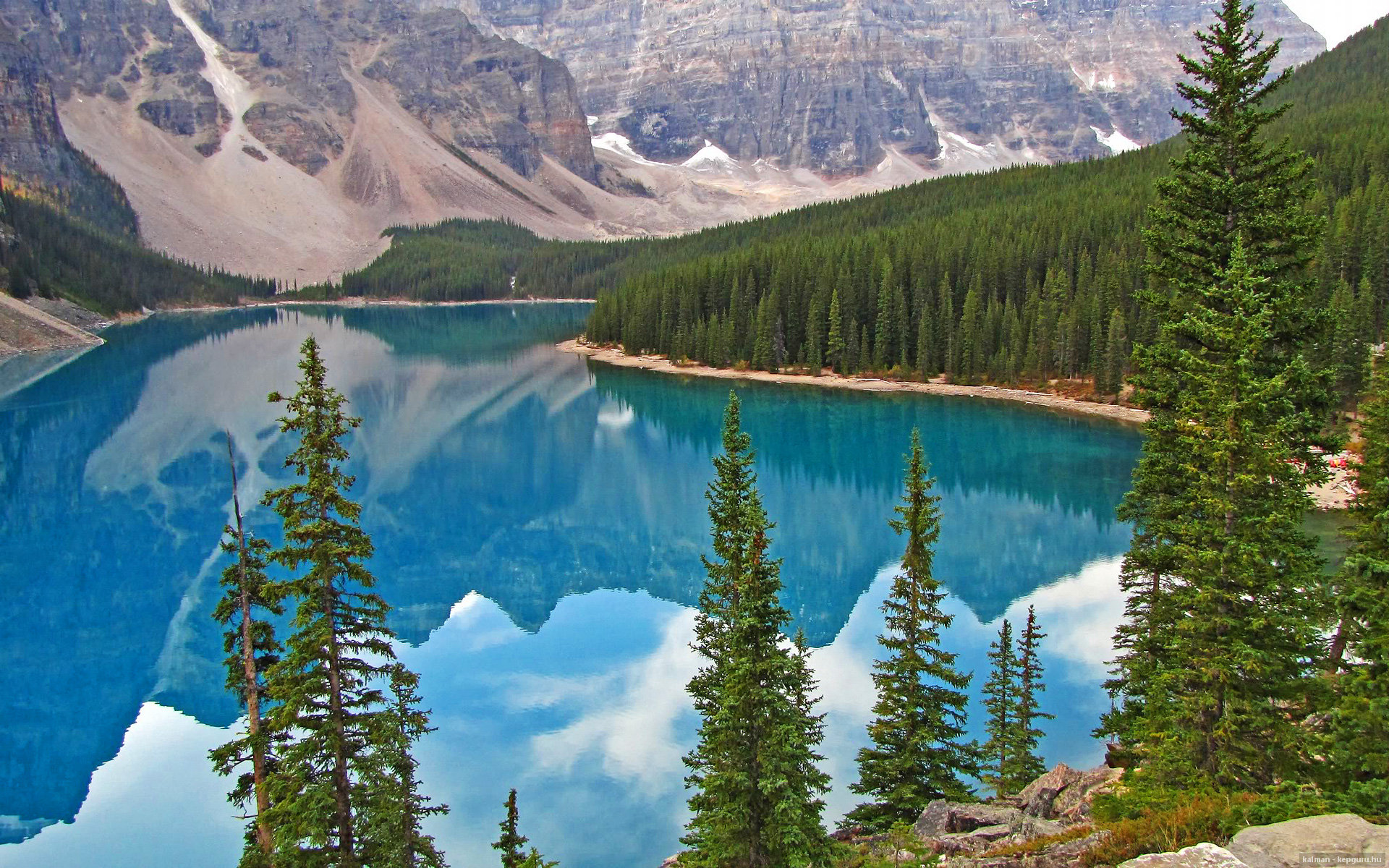 体育新闻中心推出体育数据开放共享计划，体育数据服务