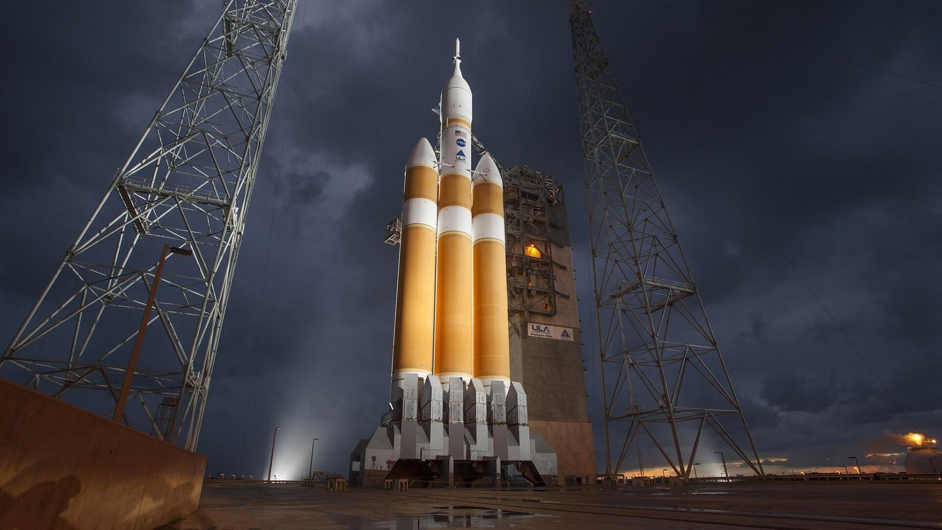 爱游戏官方网站-福特：全黑队的战术关键人物，攻防两端均能贡献巨大，福特黑武士汽车报价价格