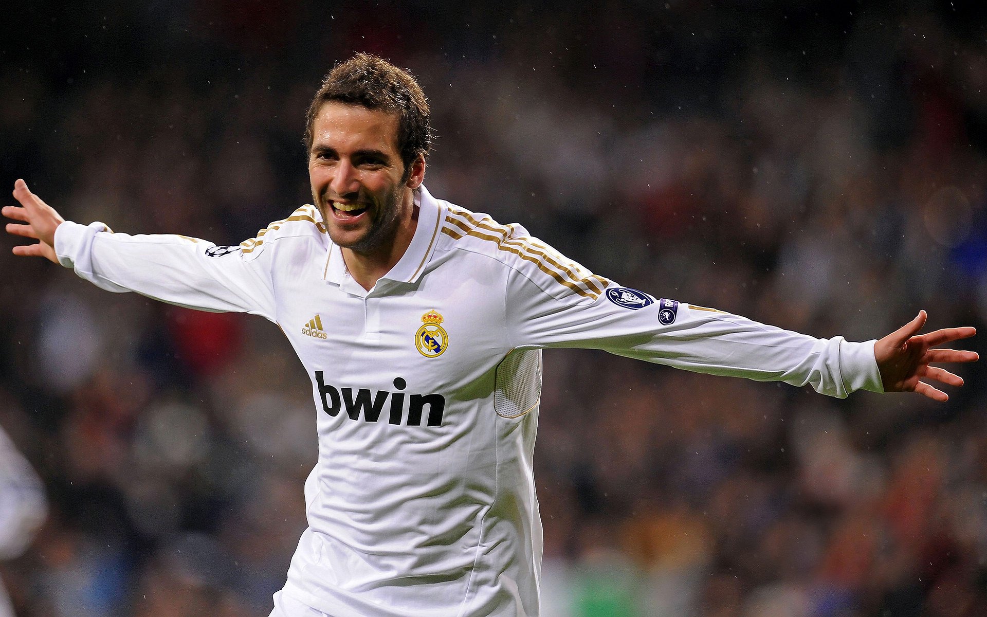 爱游戏登录入口-赛季管理策略：如何打造冠军团队，赛季冠军点数有什么用